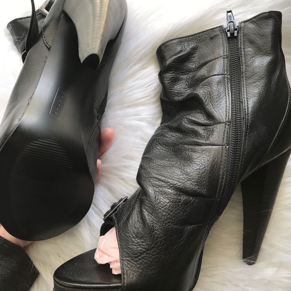 New Steven by Steve Madden ‘Slasssh’ Booties - Picture 2 of 6